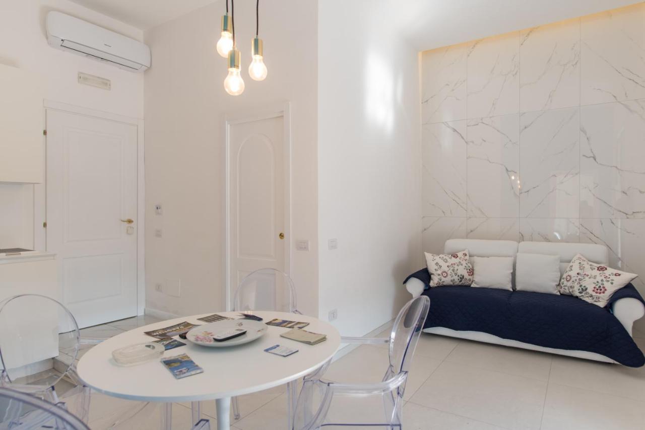 Relais Mareluna - Luxury Apartments Salerno Luaran gambar