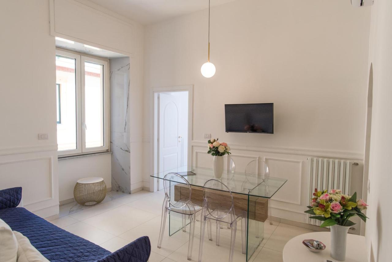 Relais Mareluna - Luxury Apartments Salerno Luaran gambar